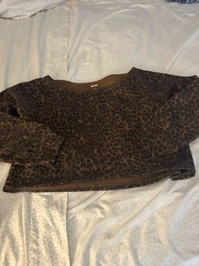 Women’s hollister Brown Leopard Print Cropped Top small